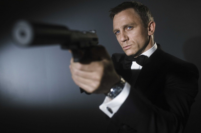 Daniel Craig Is Back As Bond, But Now They Need A DirectorNews  |  DLH.NET The Gaming People